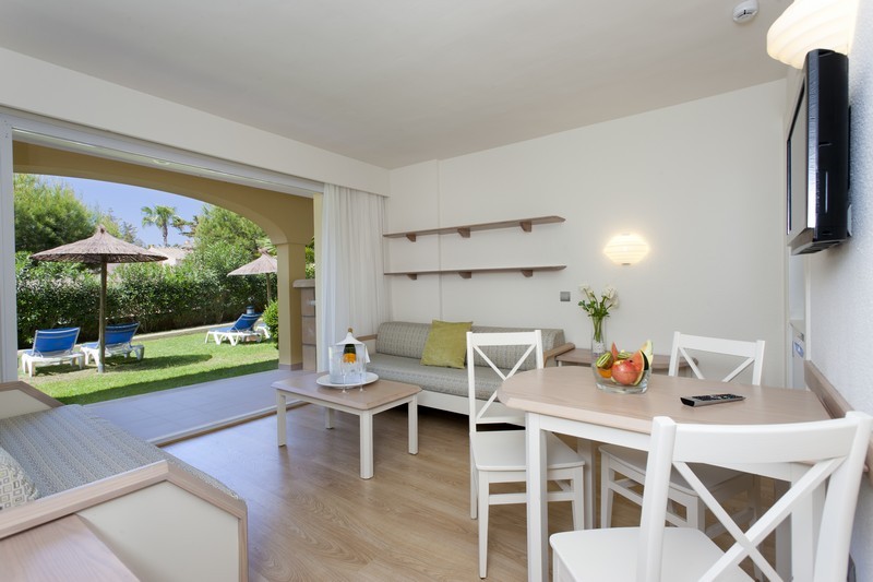 Insotel Cala Mandia Resort & Spa