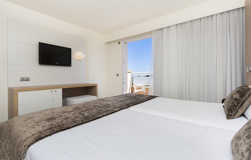 Insotel Cala Mandia Resort & Spa