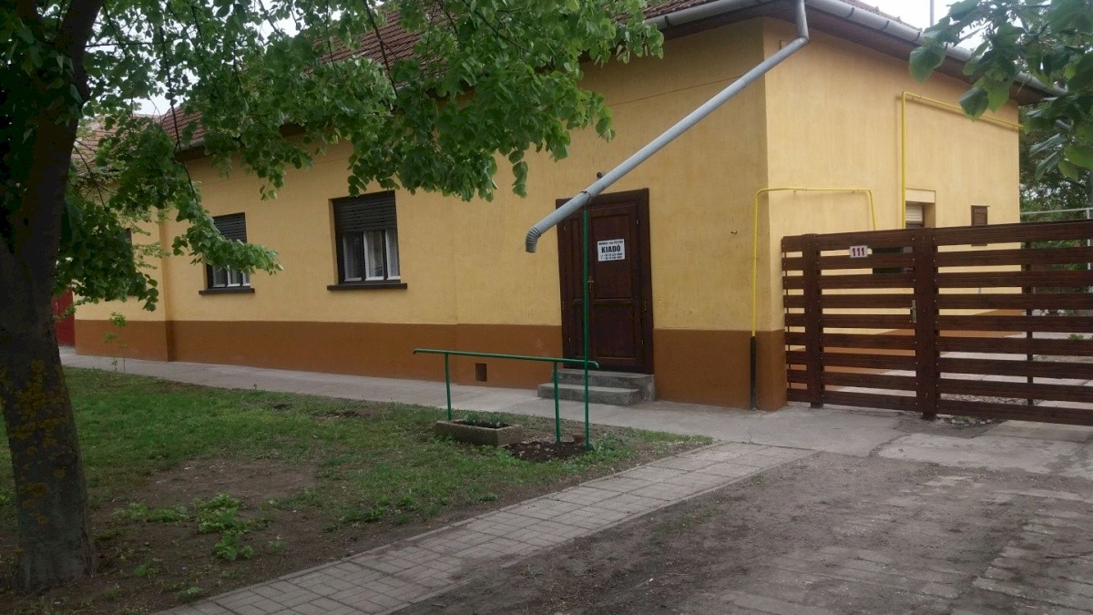 Apartmán Hársfák (Mezőkovácsháza)
