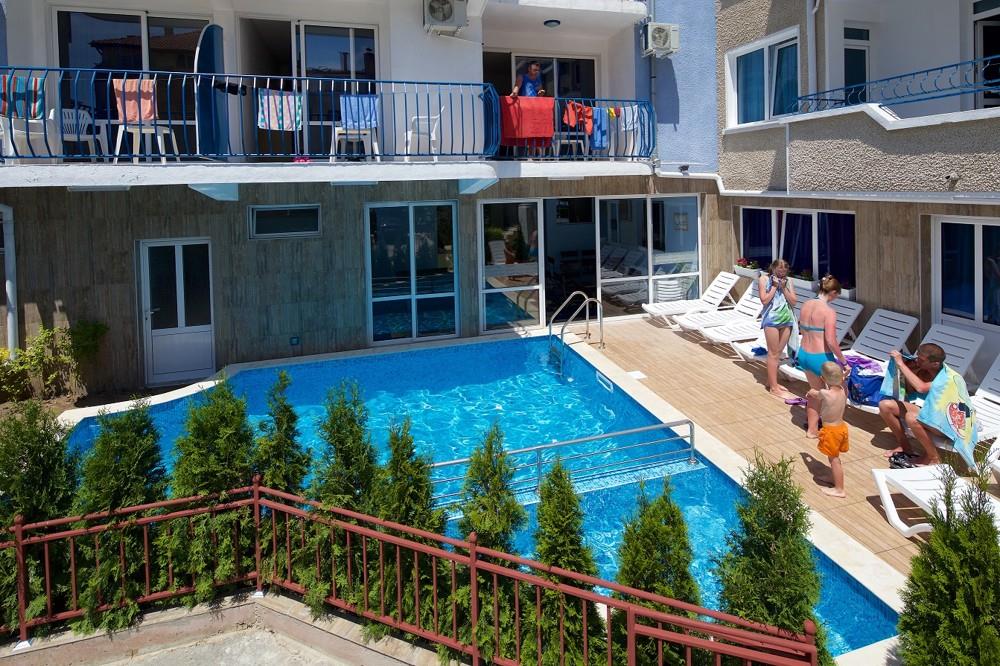 Hotel Elvira