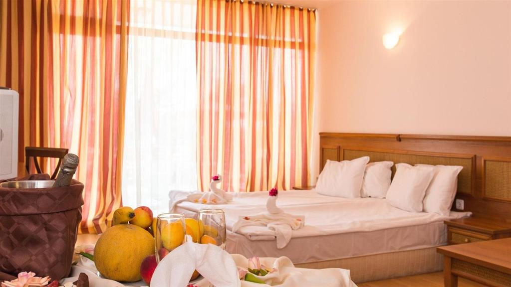 Hotel Tiva Del Mar
