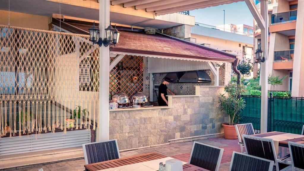 Hotel Tiva Del Mar