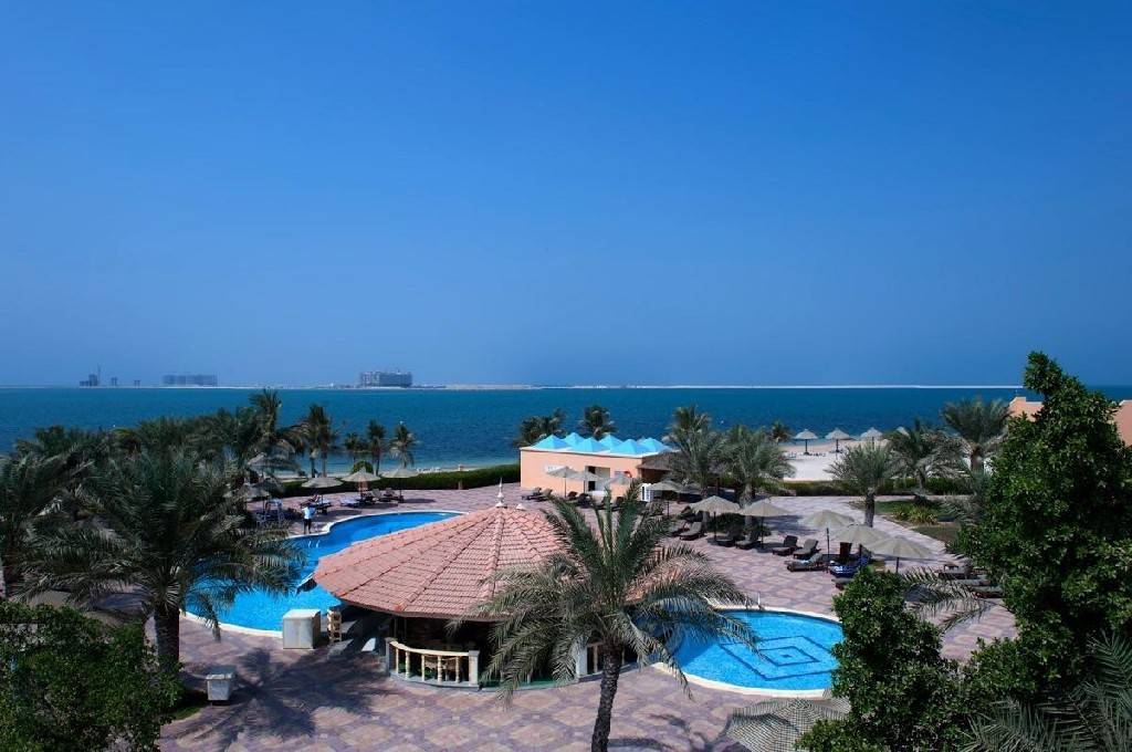 Bm Beach Resort