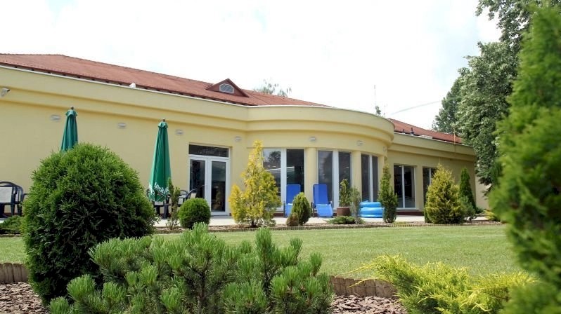 Garden Hotel Wellness És Konferencia