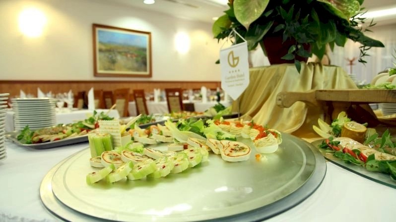 Garden Hotel Wellness És Konferencia