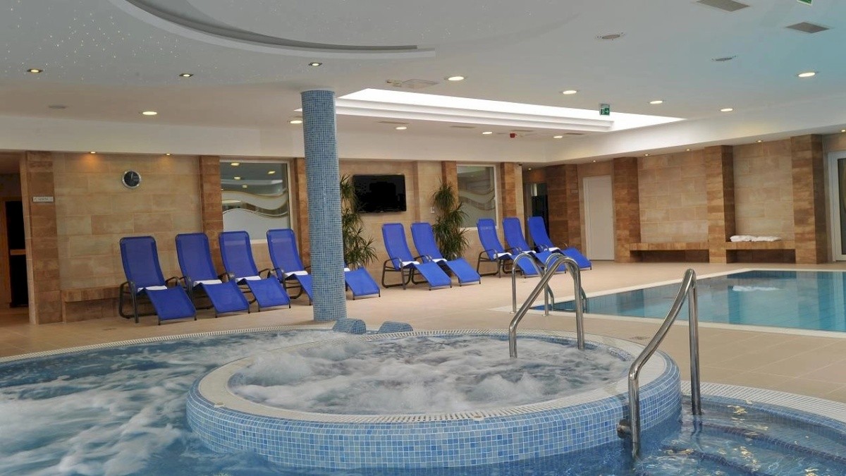 Garden Hotel Wellness És Konferencia
