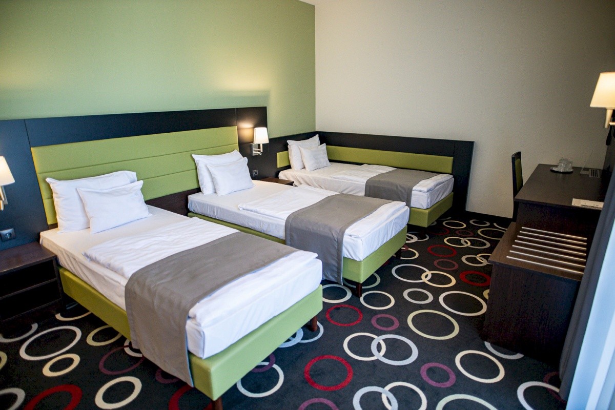 Garden Hotel Wellness És Konferencia