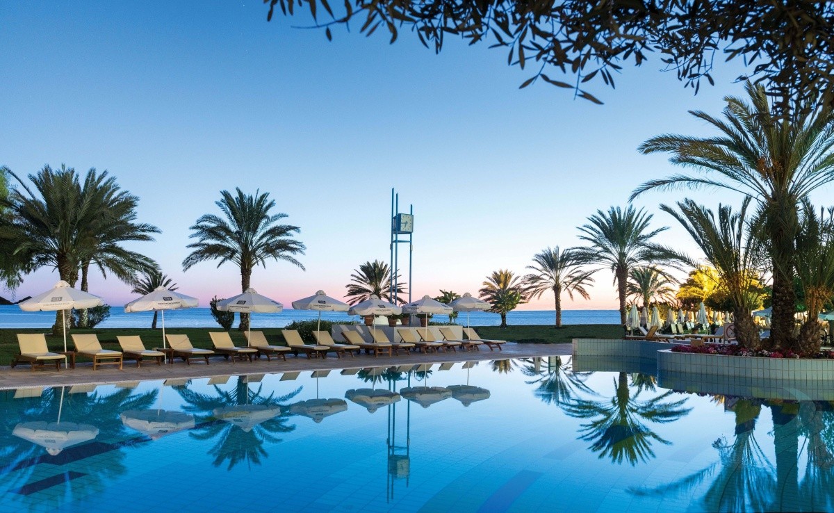 Constantinou Bros Athena Royal Beach