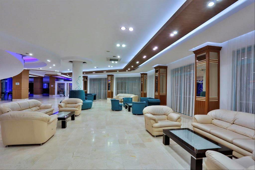 Club Mirabell