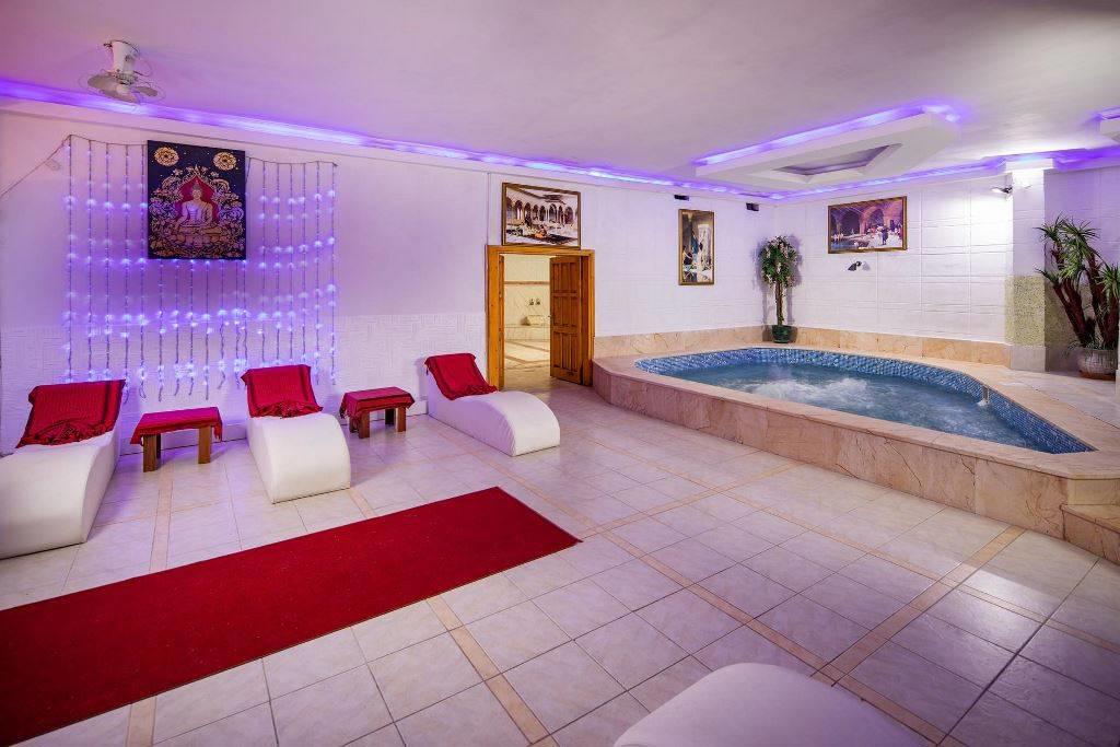 Club Mirabell