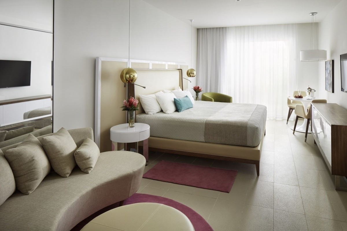Azul Beach Resort