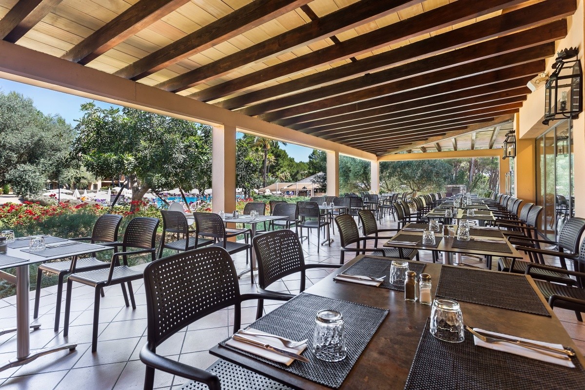 Vell Marí Hotel & Resort