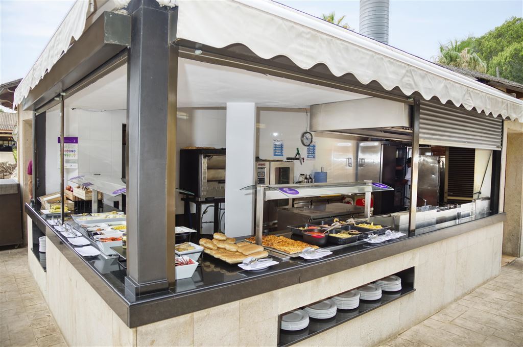 Vell Marí Hotel & Resort