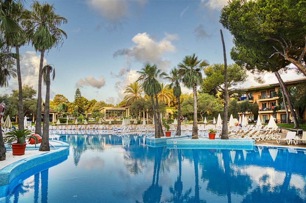 Vell Marí Hotel & Resort