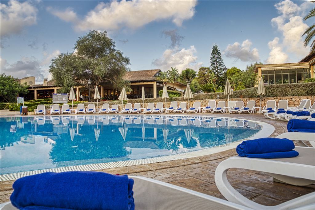 Vell Marí Hotel & Resort