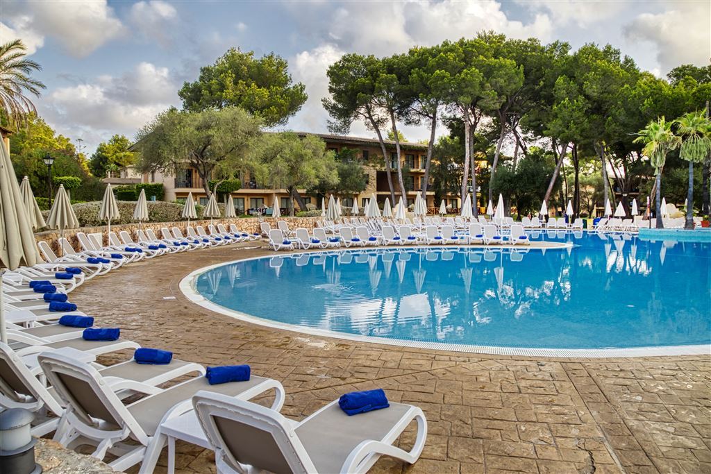 Vell Marí Hotel & Resort