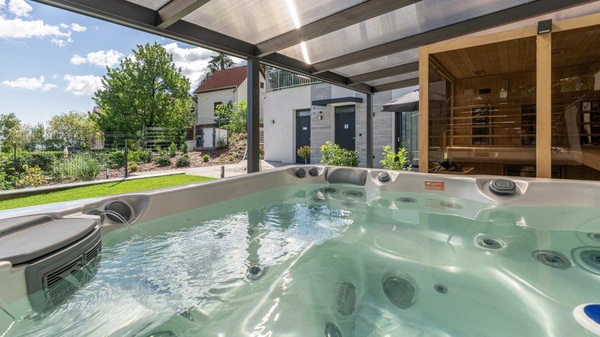Lake Spirit Boutique Apartments