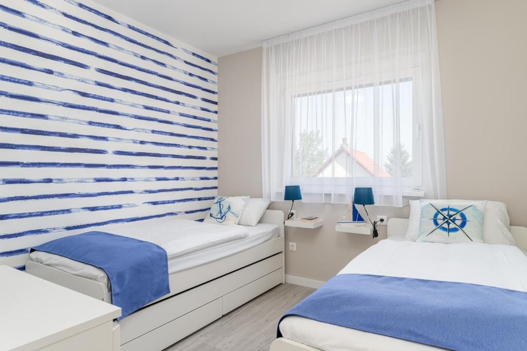 Lake Spirit Boutique Apartments