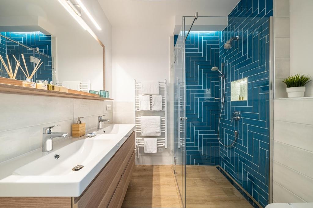 Lake Spirit Boutique Apartments