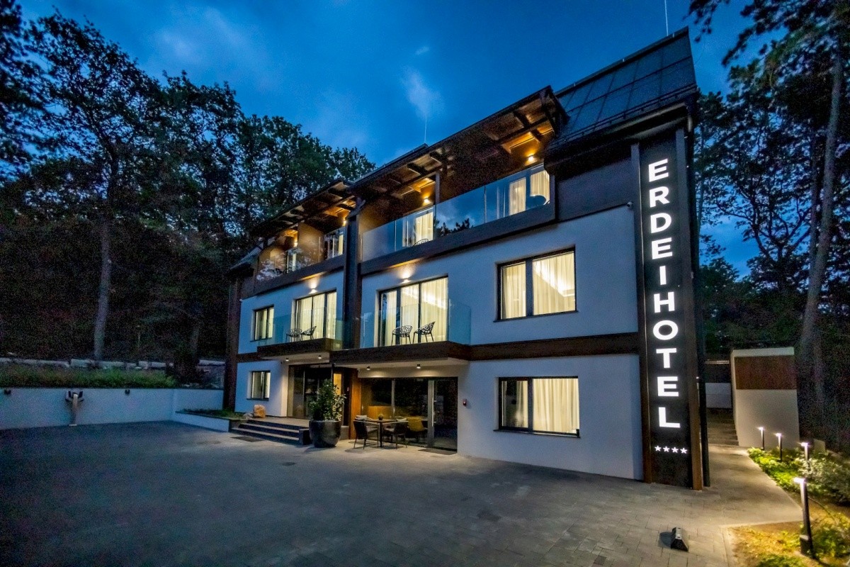 4 Évszak Erdeihotel