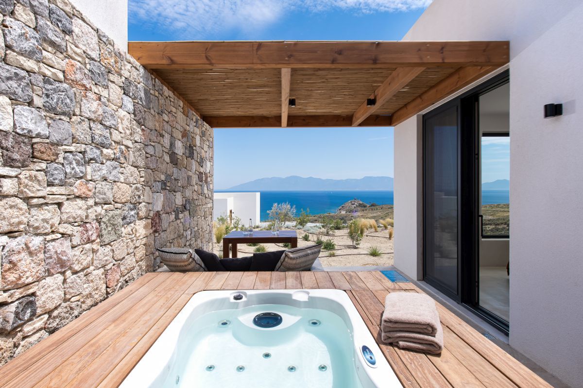 Koia All-Suite Wellbeing Resort (Agios Fokas)