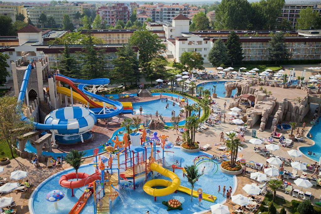 DIT EVRIKA BEACH CLUB HOTEL