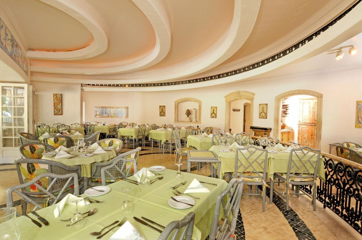 Balaia Golf Village