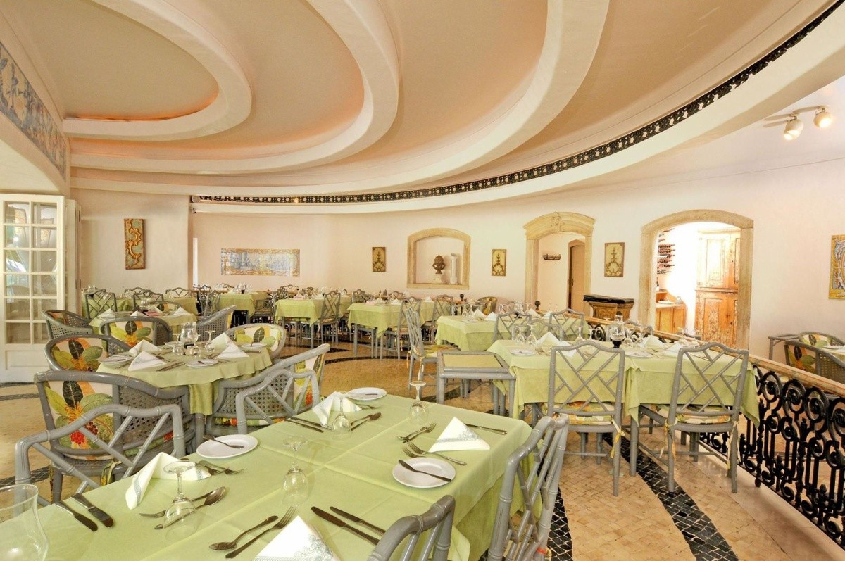 Balaia Golf Village