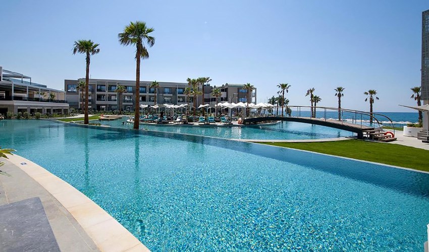 Amira Luxury Resort & Spa