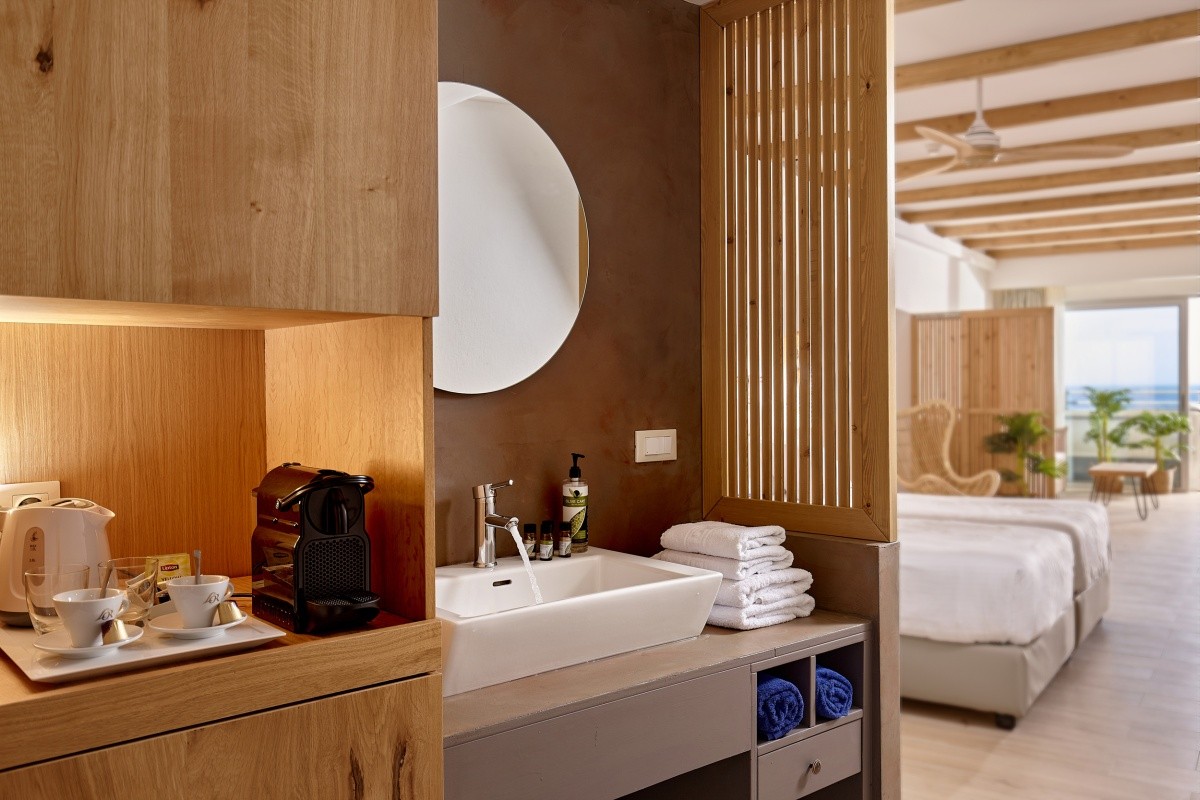 Blue Marine Resort & Spa