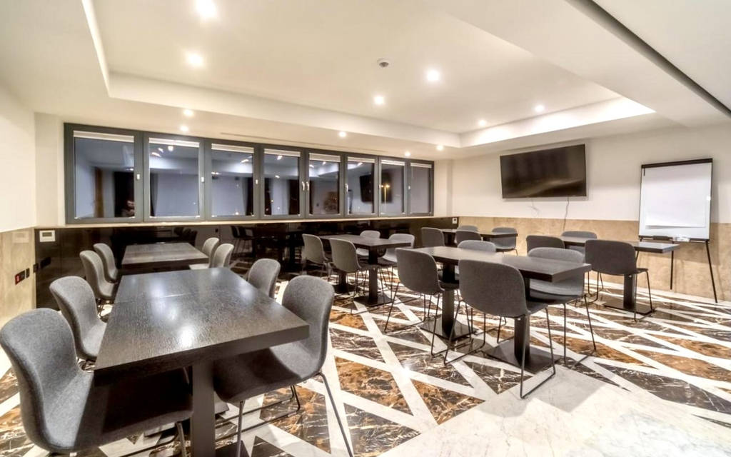 Hotel Agape