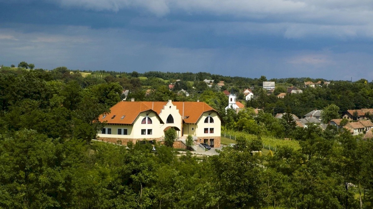 Apartmán Békesség Szigete (Súr)