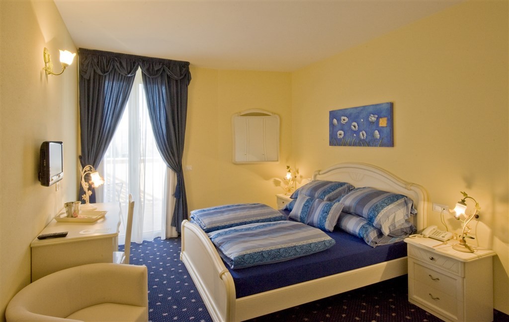 Borgo Dei Poeti Wellness Resort