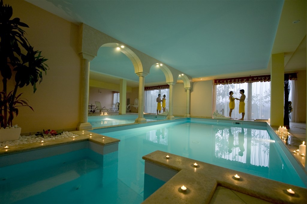 Borgo Dei Poeti Wellness Resort