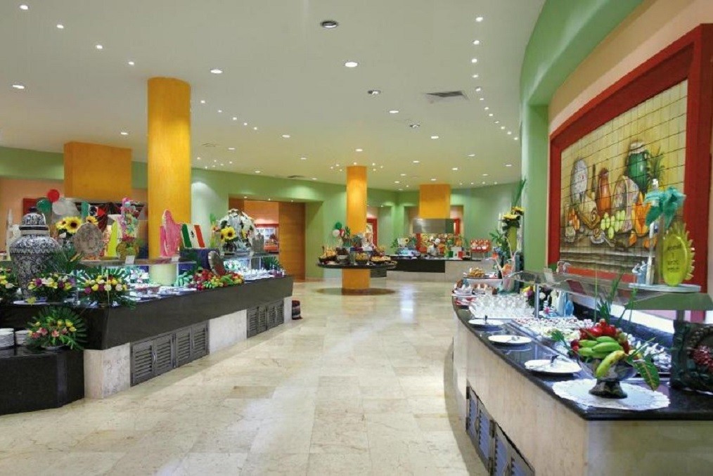 Barceló Maya Tropical