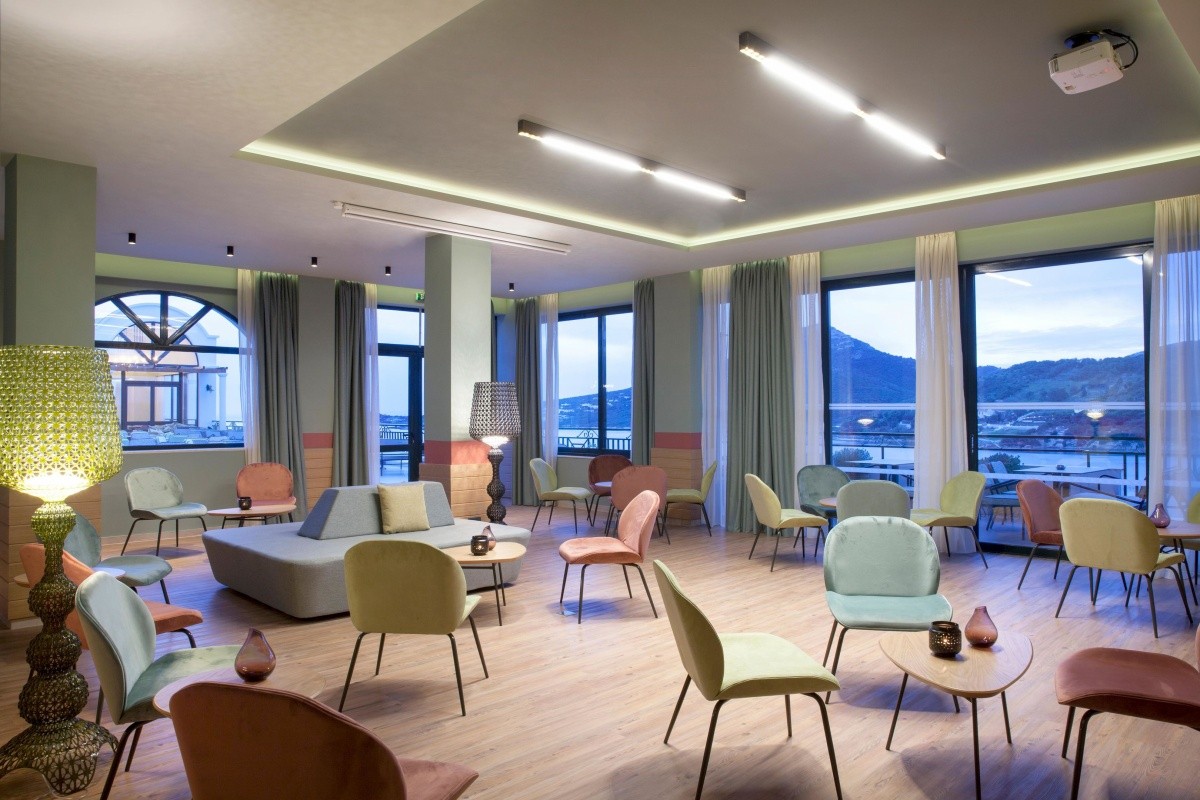 Zeus Dolce Athens (Ex.dolce Attica Riviera)