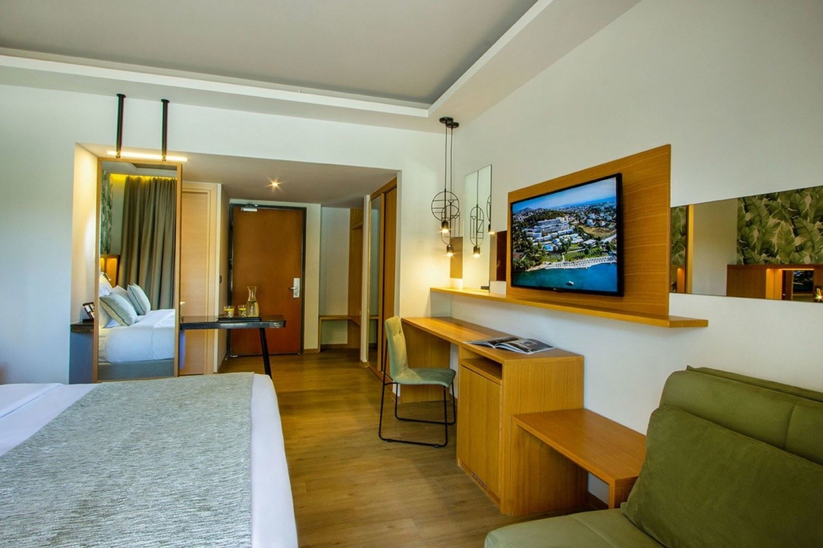 Zeus Dolce Athens (Ex.dolce Attica Riviera)