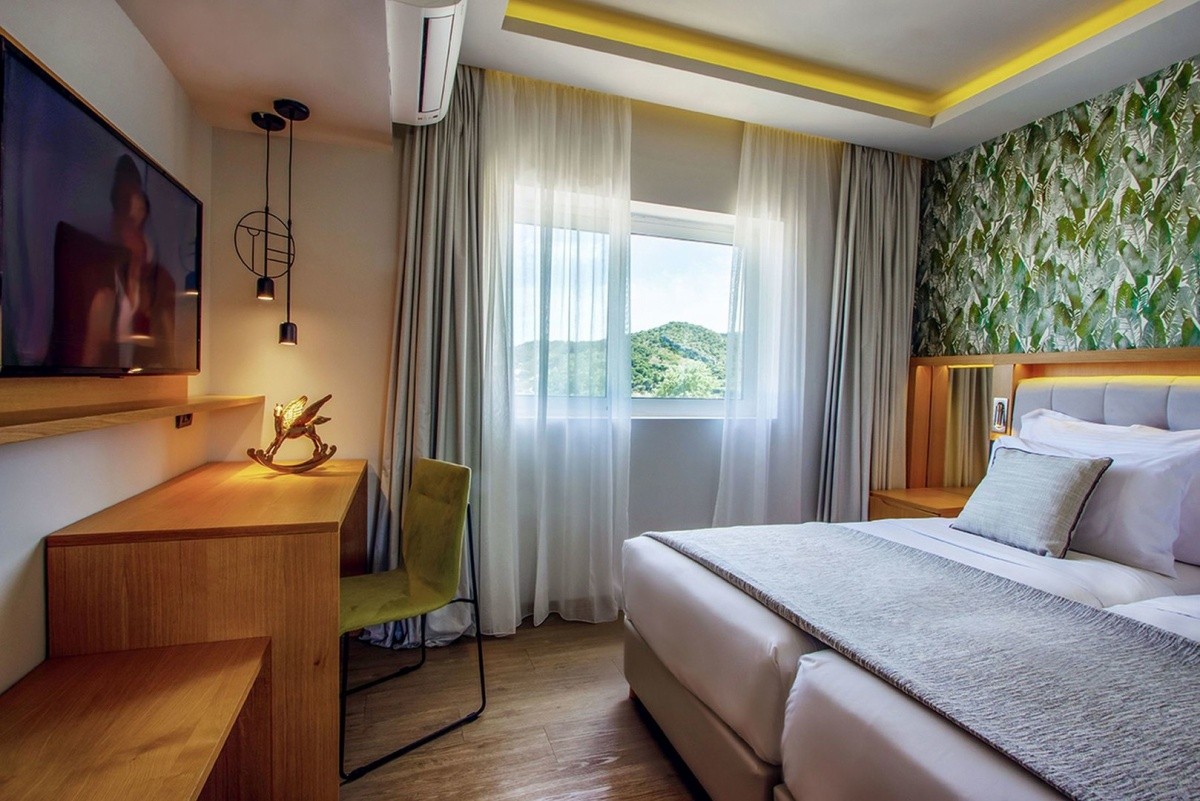 Zeus Dolce Athens (Ex.dolce Attica Riviera)