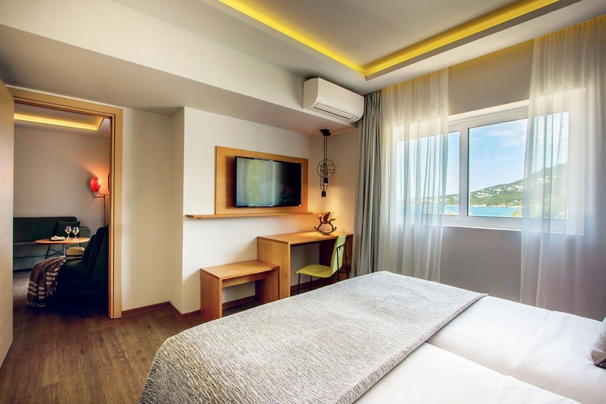 Zeus Dolce Athens (Ex.dolce Attica Riviera)