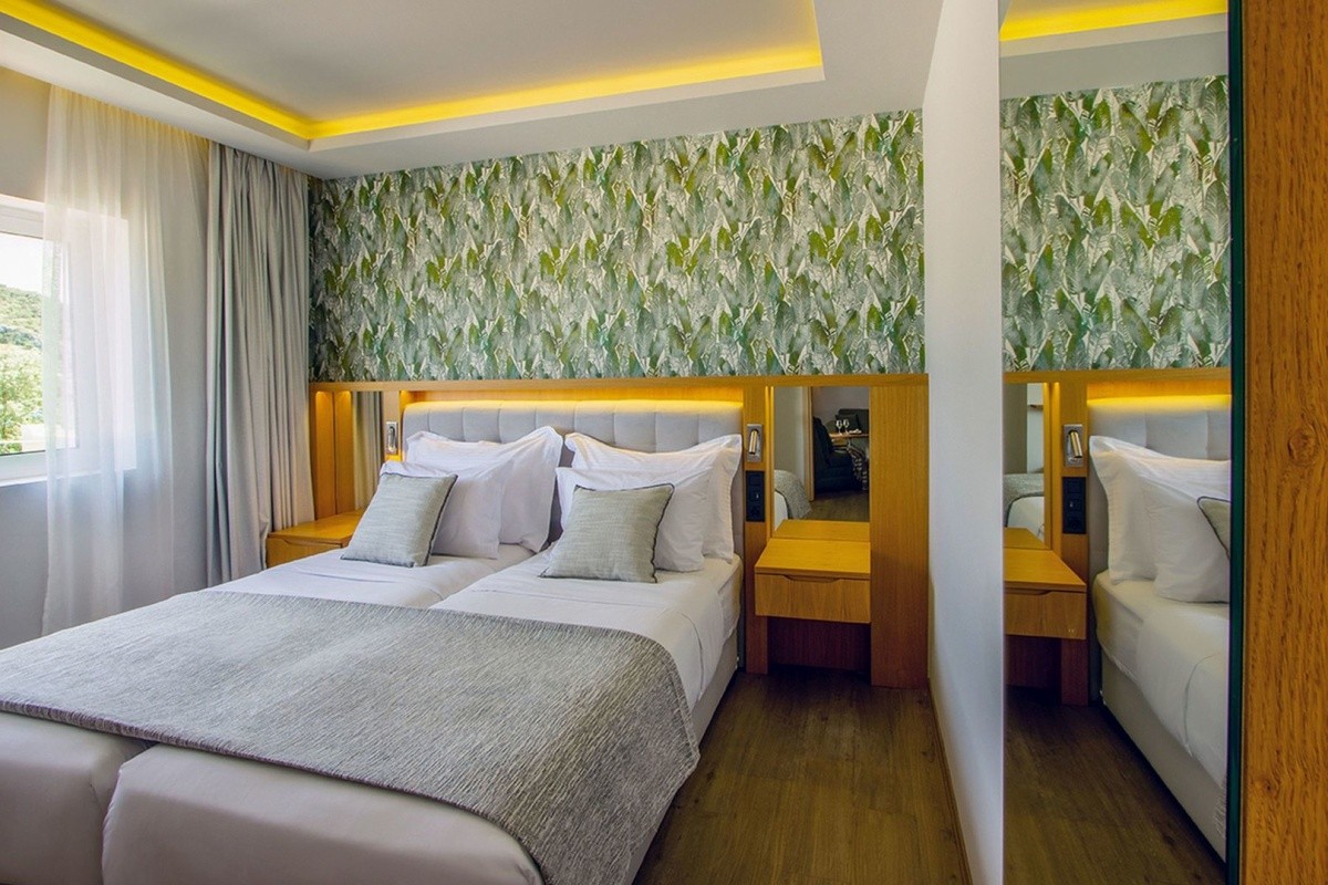 Zeus Dolce Athens (Ex.dolce Attica Riviera)