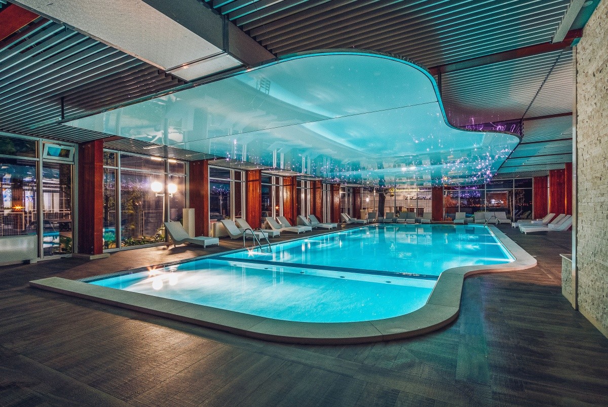 Carine Hotel Delfin (Bijela)