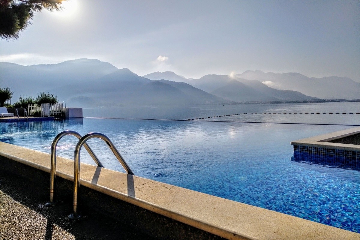 Carine Hotel Delfin (Bijela)