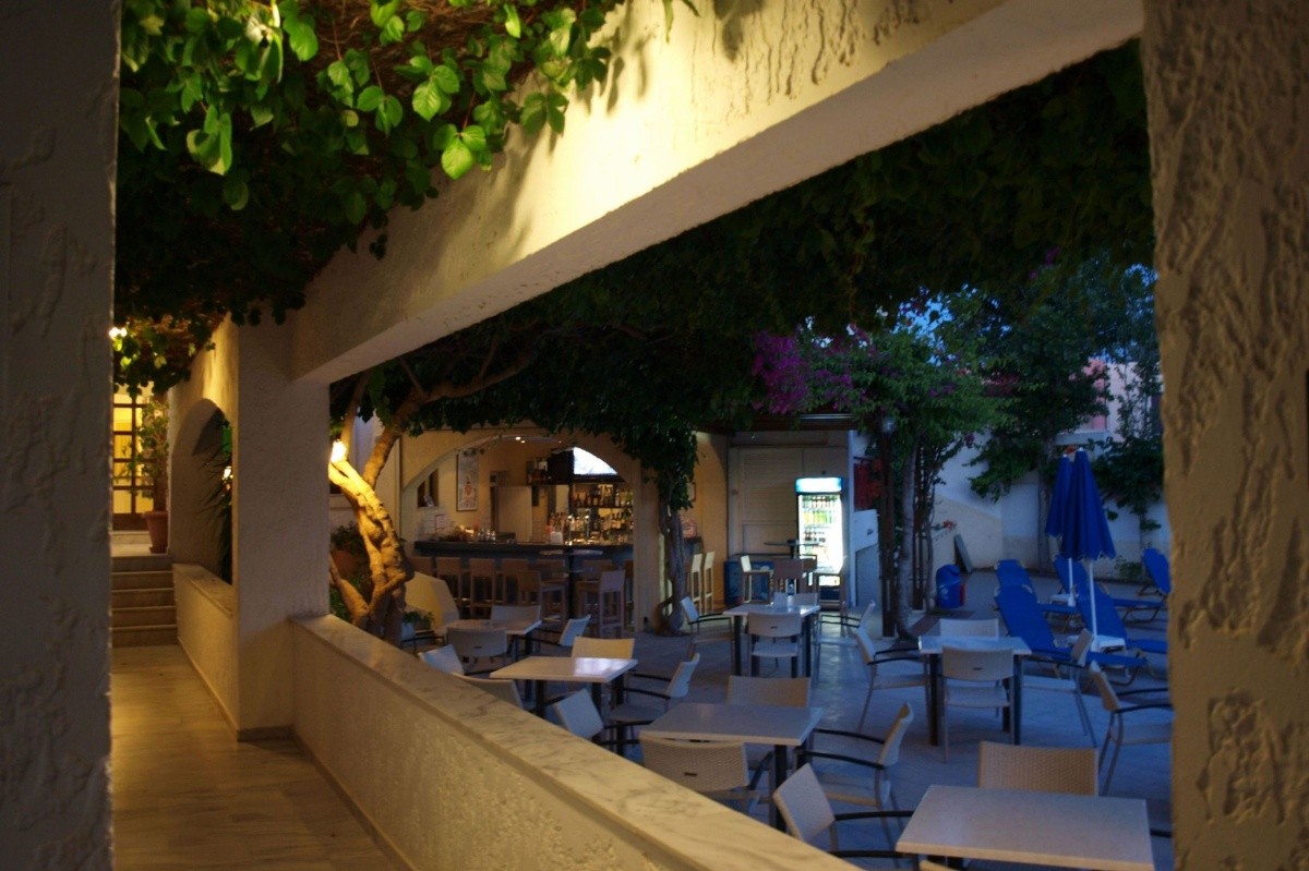 Apollon Apartments