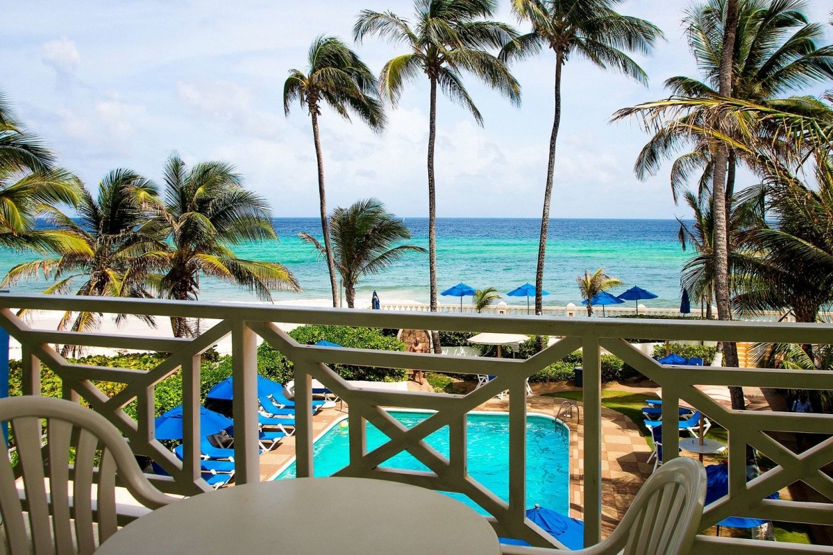 Dover Beach Hotel