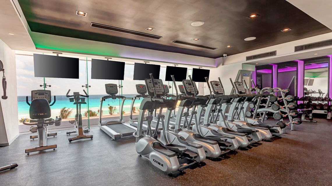 Royalton Chic Suites Cancun Resort & Spa