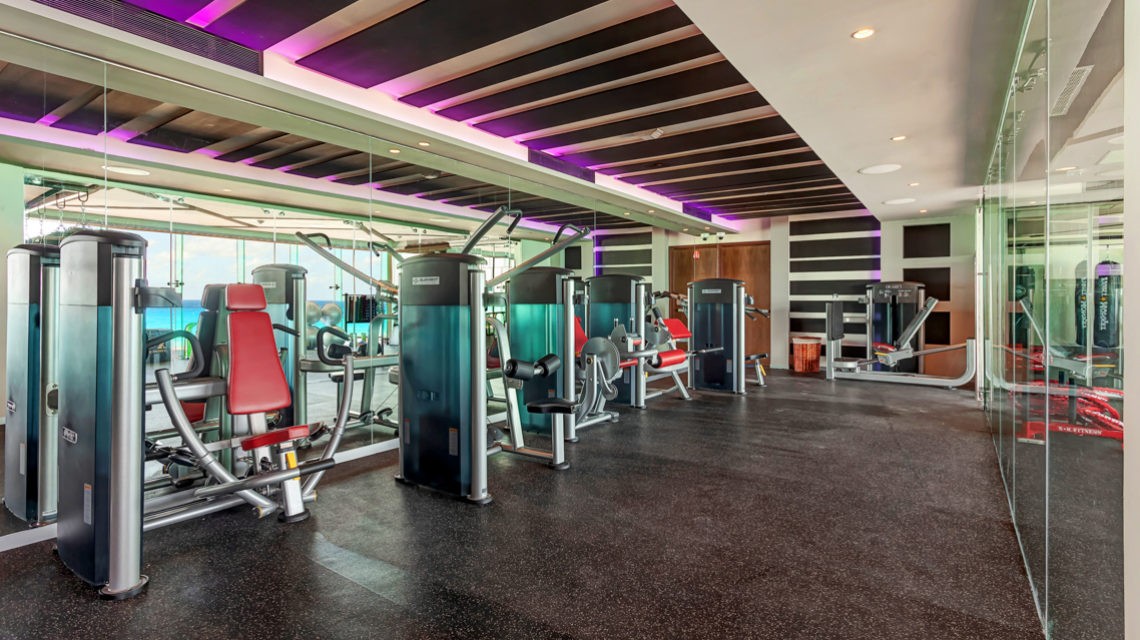 Royalton Chic Suites Cancun Resort & Spa