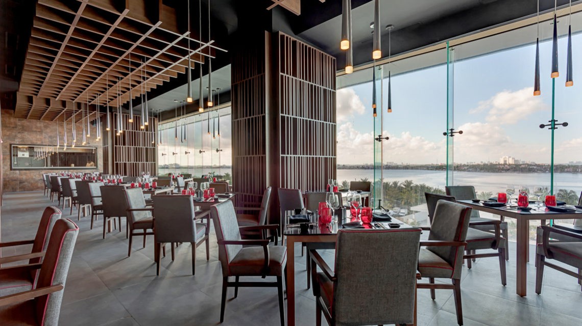 Royalton Chic Suites Cancun Resort & Spa