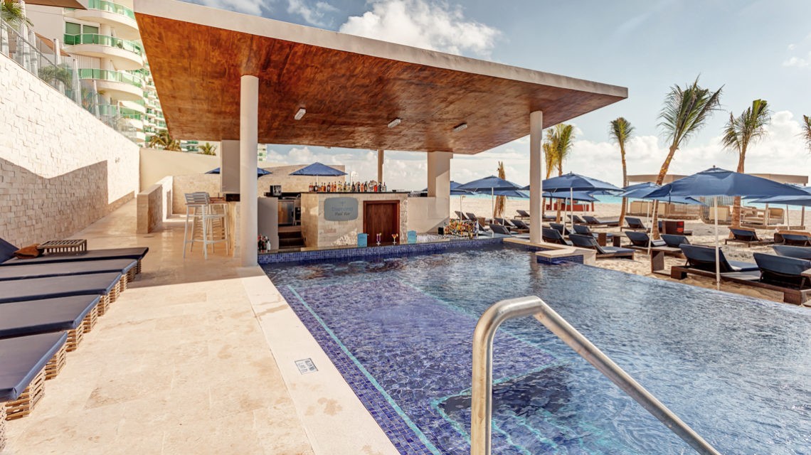 Royalton Chic Suites Cancun Resort & Spa