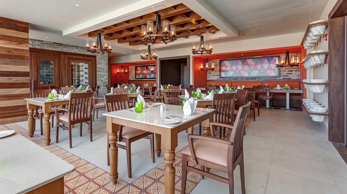 Royalton Chic Suites Cancun Resort & Spa