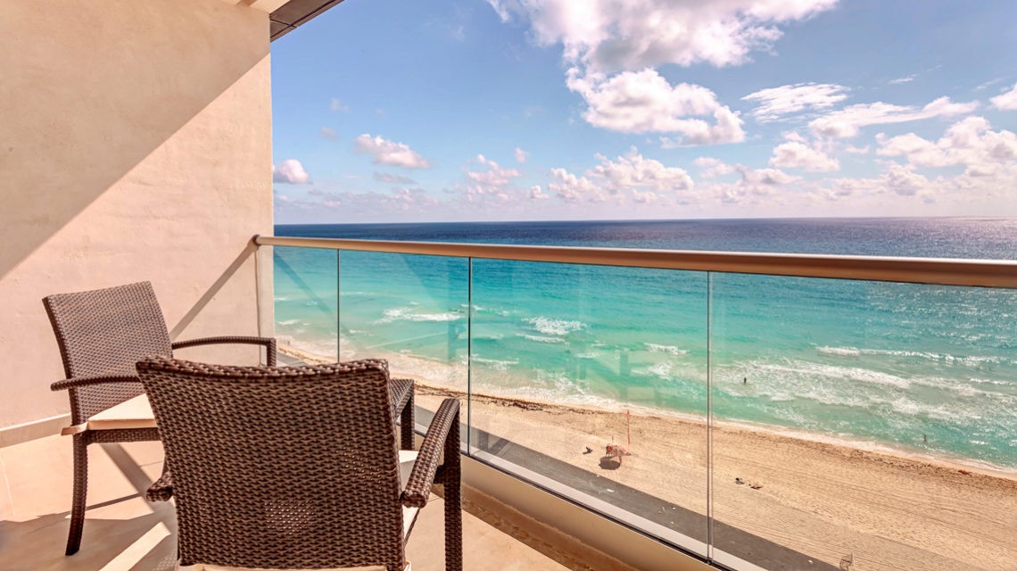 Royalton Chic Suites Cancun Resort & Spa